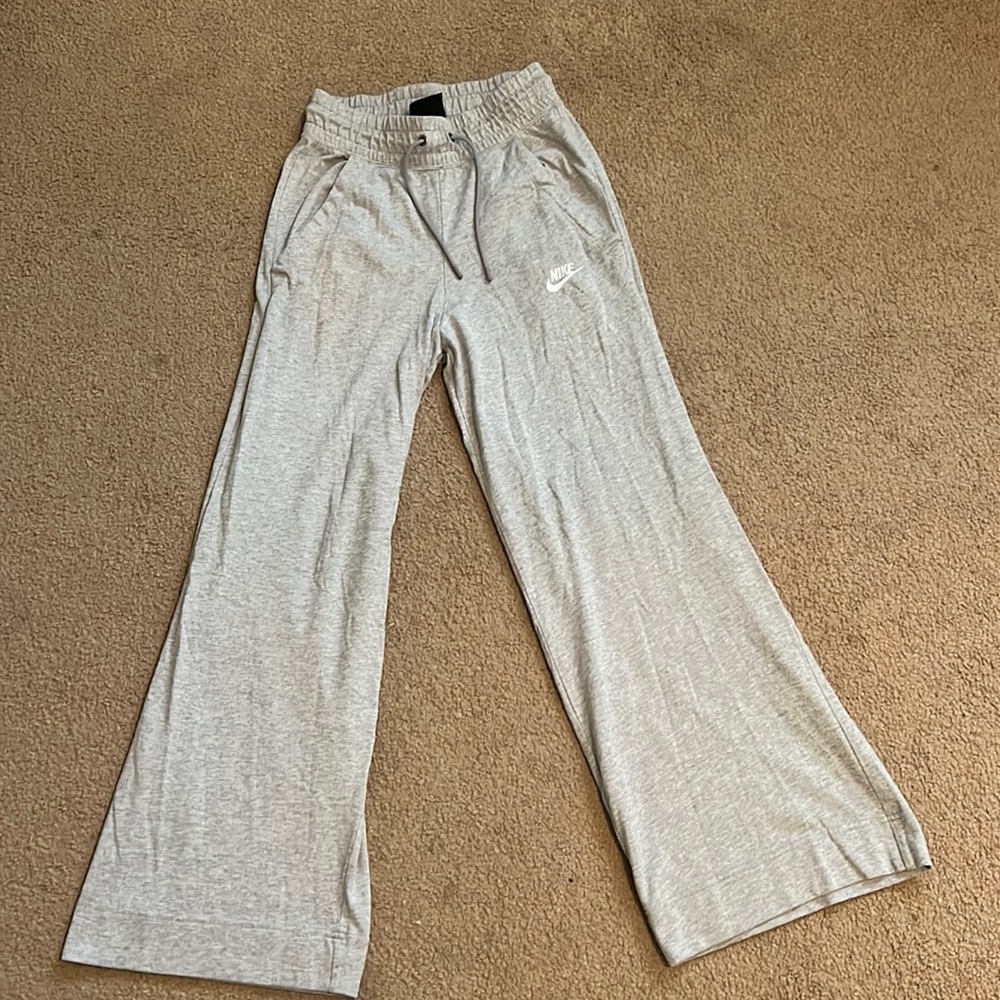 Nike Gray Flare Sweatpants with pockets & Drawstring